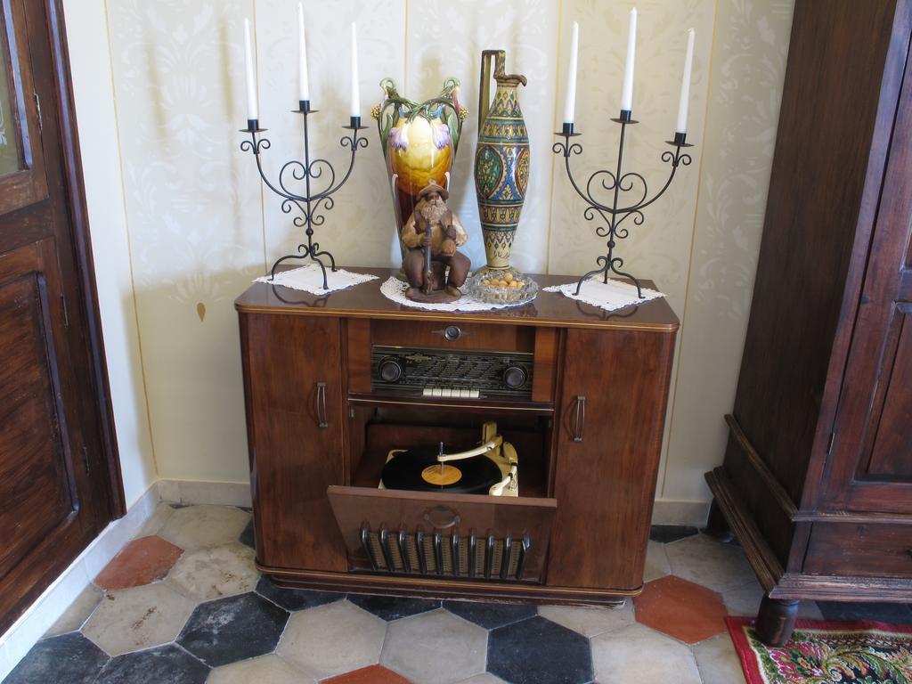 ホテル Palazzo Diamante Calascio エクステリア 写真