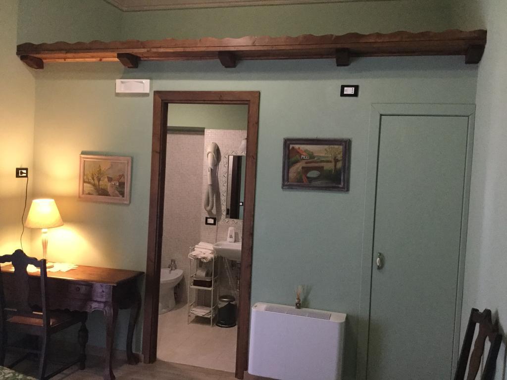 ホテル Palazzo Diamante Calascio エクステリア 写真